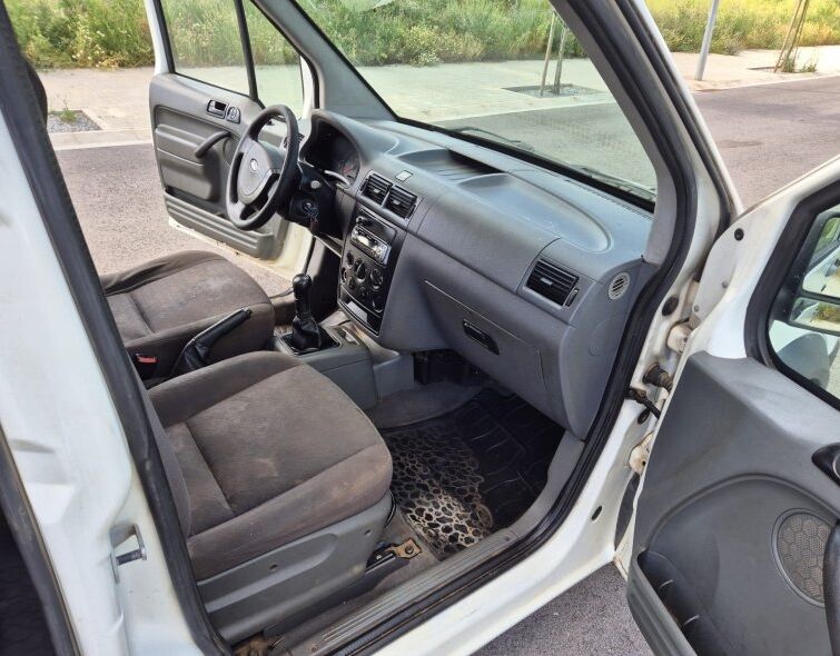 FORD TRANSIT CONNECT